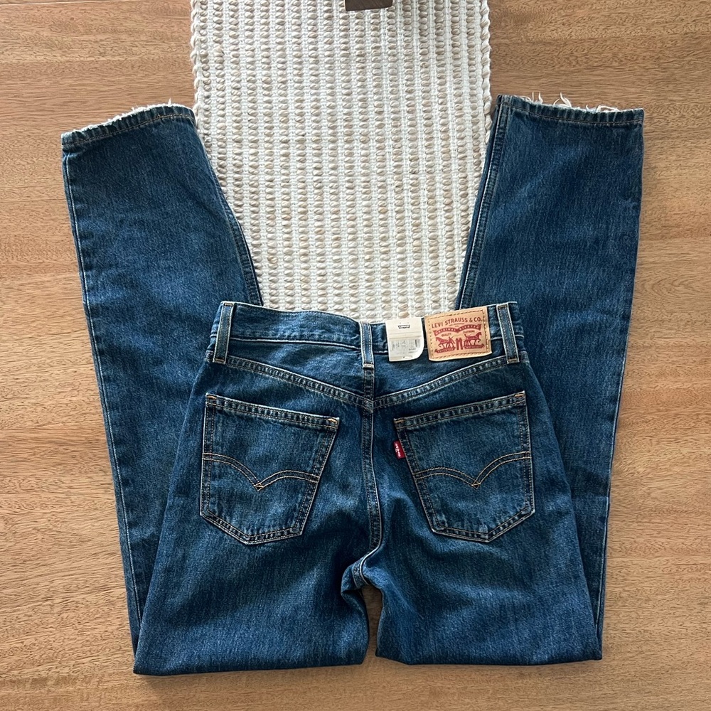 Levi’s 501 Original Straight Leg Jeans Size 24 NWT - Picture 5 of 8